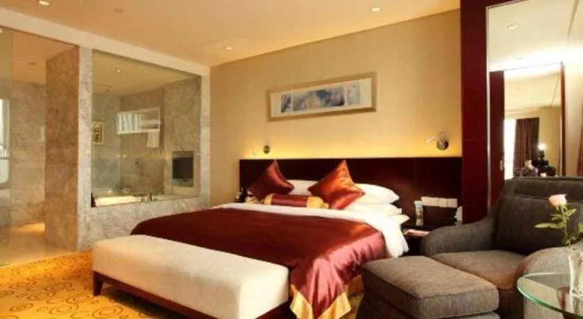 Bed in New Century Hotel Nanjing