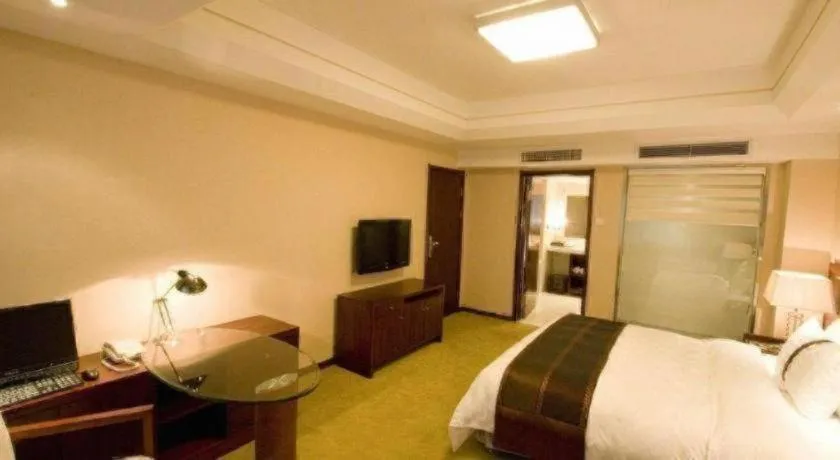 Bed in Ramada Plaza Shenyang Citycenter