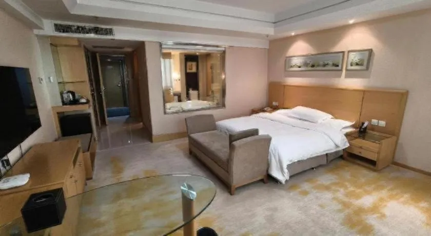 Bed in Ramada Plaza Shenyang Citycenter