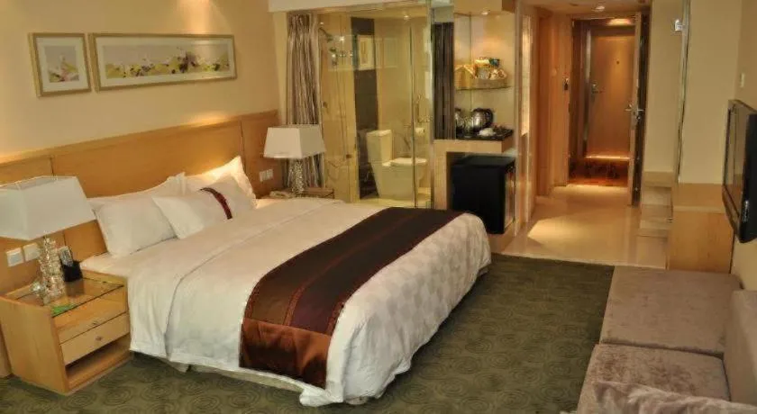 Bed in Ramada Plaza Shenyang Citycenter