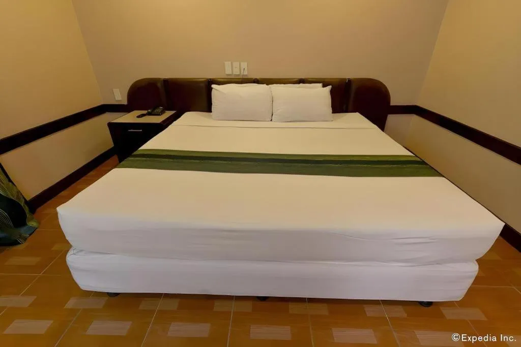 Bed in Holiday Spa Hotel