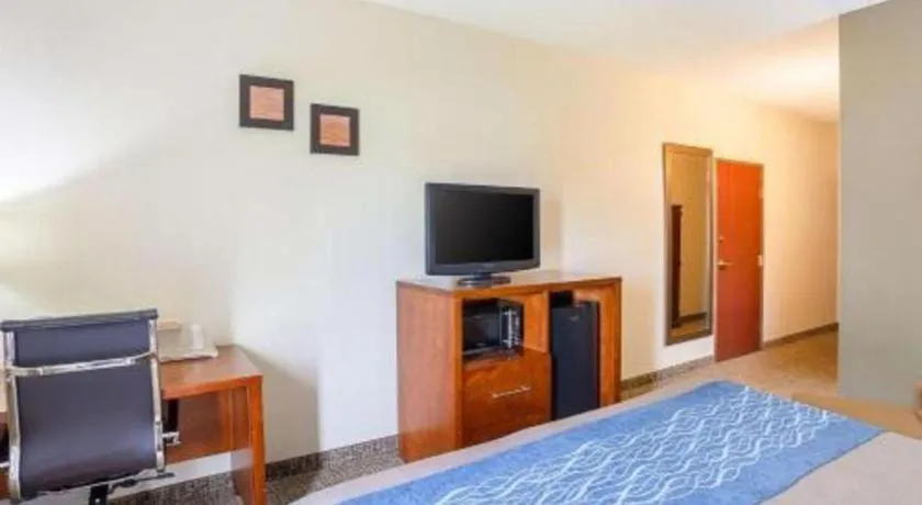 Comfort Inn Lincoln I-80