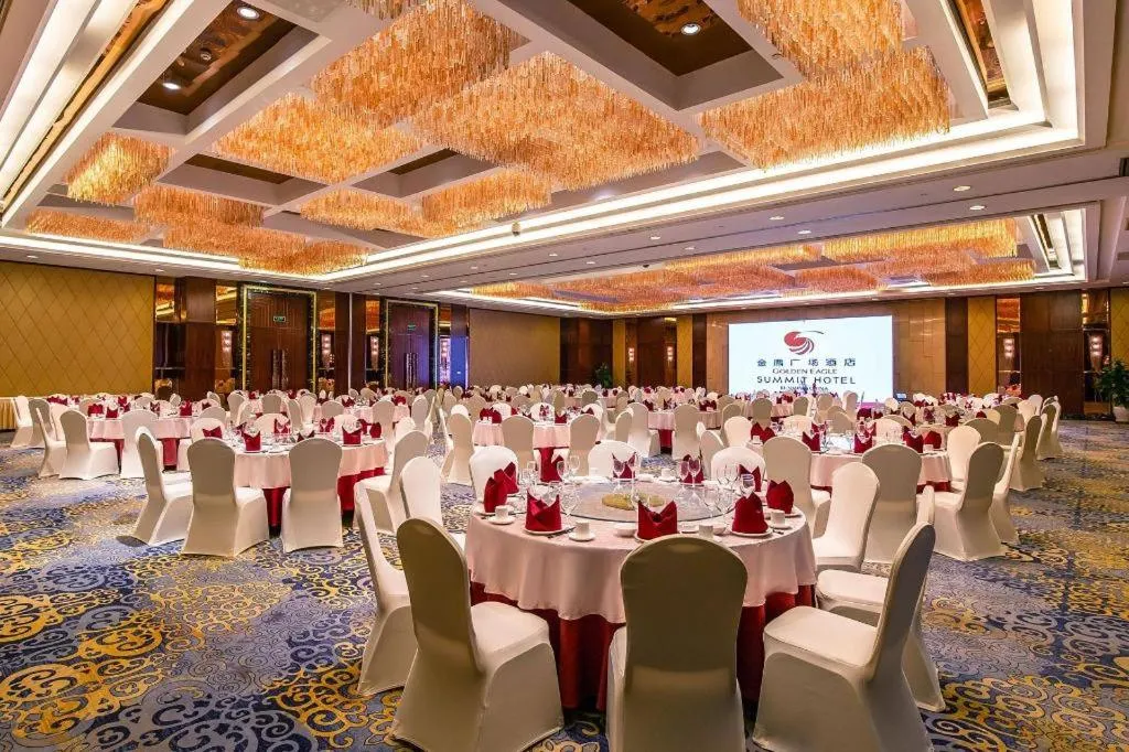 Kunming Golden Eagle Summit Hotel