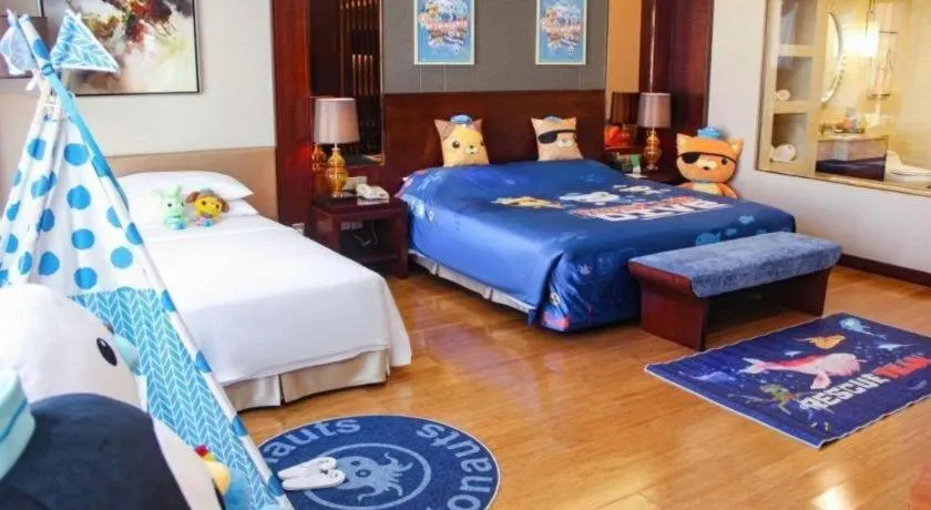 Bed in Kunming Golden Eagle Summit Hotel