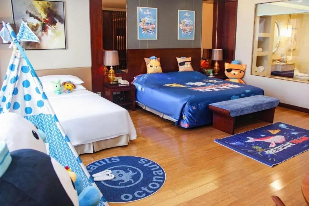 Bed in Kunming Golden Eagle Summit Hotel