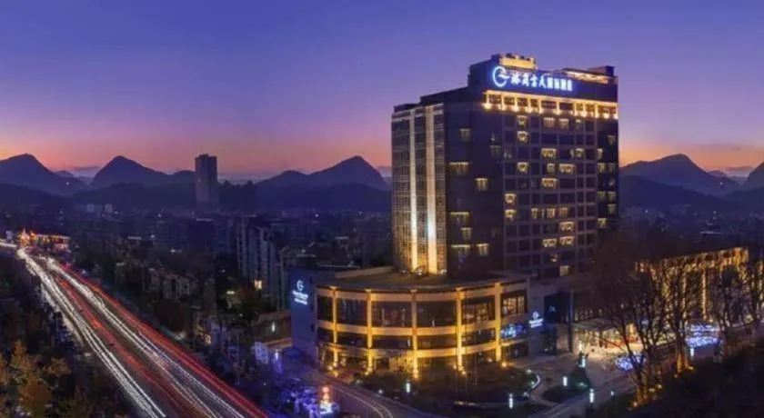 Yueyang Grand Skylight Hotel