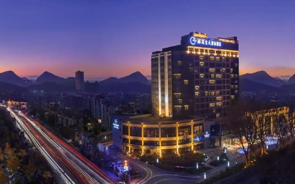 Yueyang Grand Skylight Hotel