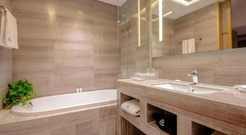 Yueyang Grand Skylight Hotel