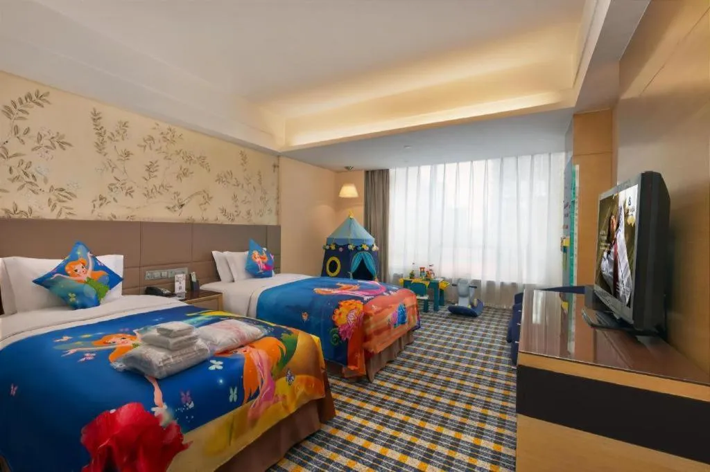 Bed in Yueyang Grand Skylight Hotel