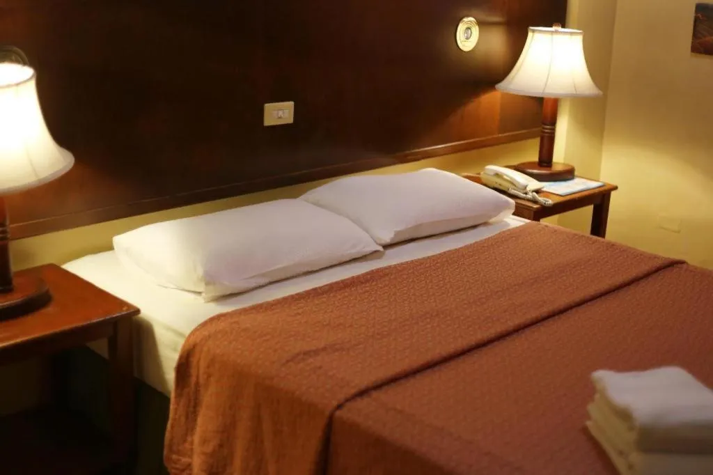 Bed in Subic Park Hotel