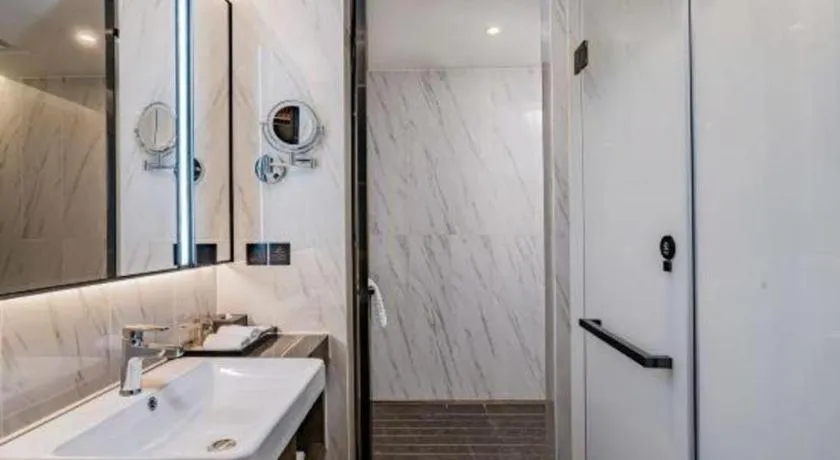 Zhong Yi Peng Ao Hotel