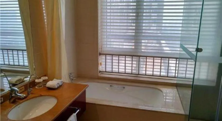 Zhong Yi Peng Ao Hotel