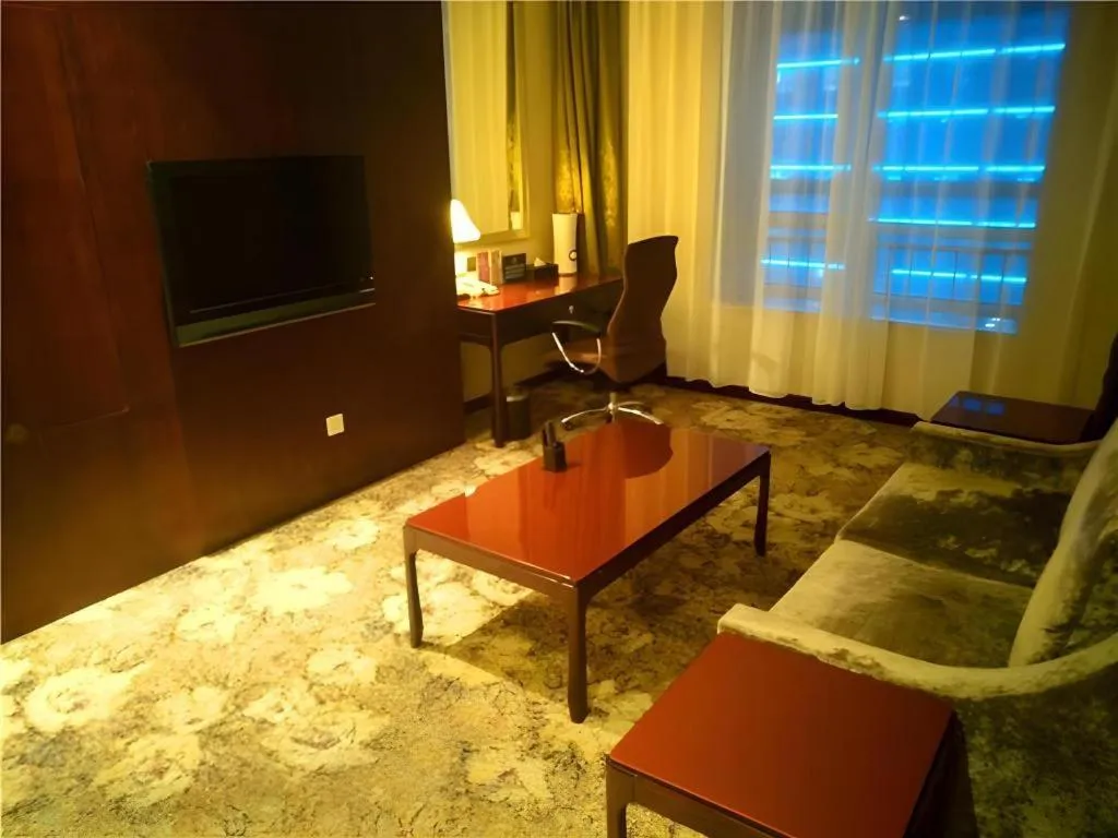 Zhong Yi Peng Ao Hotel