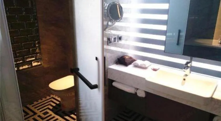 Zhong Yi Peng Ao Hotel