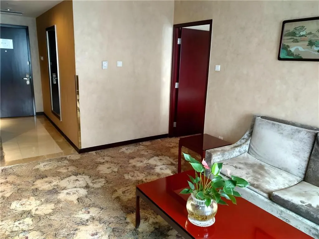 Zhong Yi Peng Ao Hotel