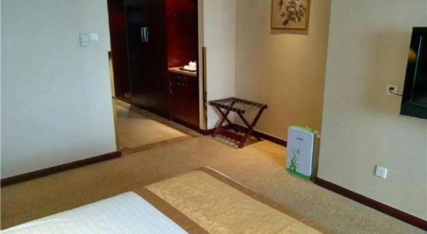 Bed in Zhong Yi Peng Ao Hotel