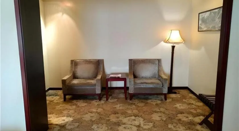 Zhong Yi Peng Ao Hotel