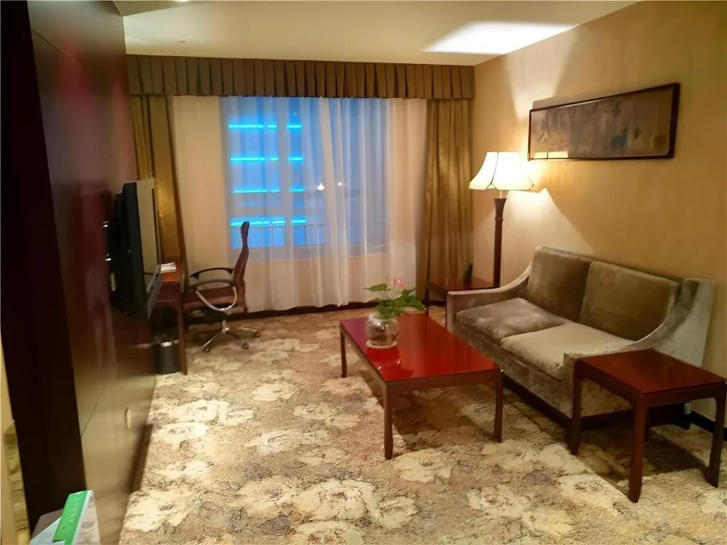 Zhong Yi Peng Ao Hotel