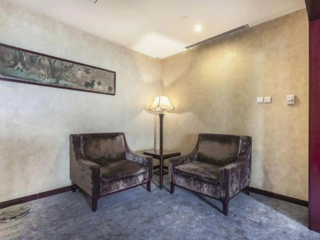 Zhong Yi Peng Ao Hotel