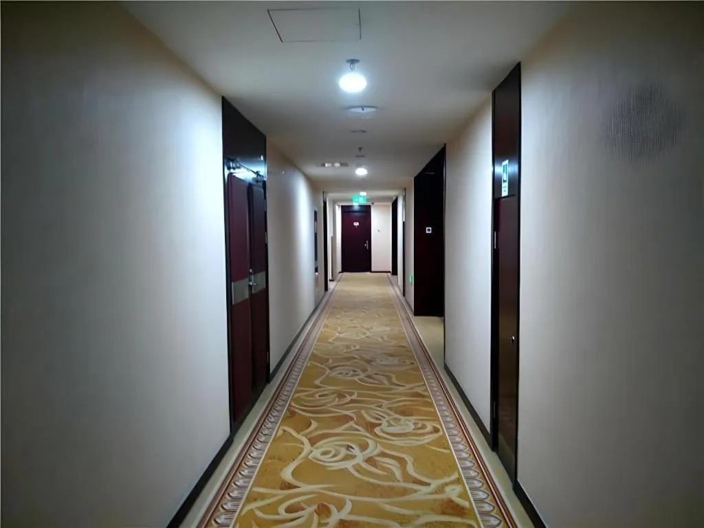 Zhong Yi Peng Ao Hotel