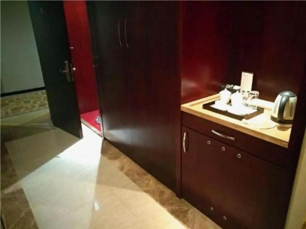 Zhong Yi Peng Ao Hotel