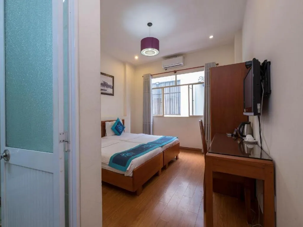 Bed in Blue River Hotel