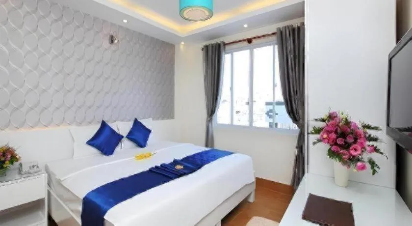 Bed in Blue River Hotel