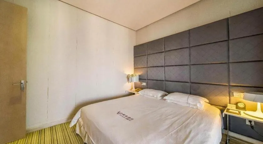 Bed in Silver Art Hotel