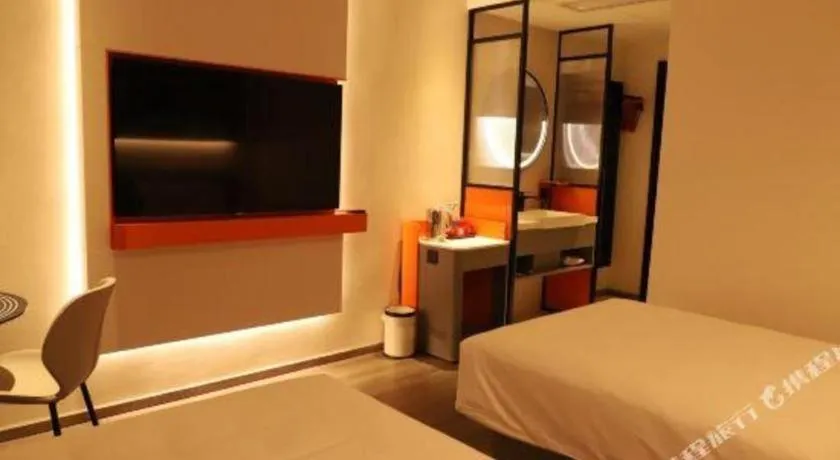 Bed in ibis Dongguan Dongcheng