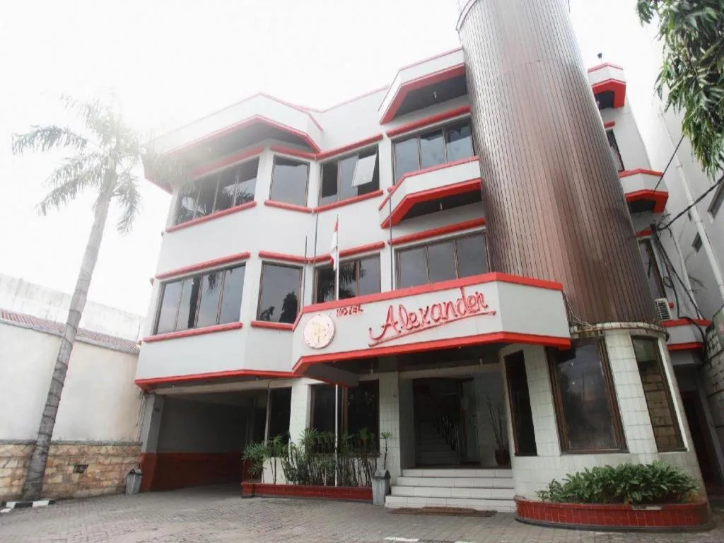 Alexander Hotel Tegal