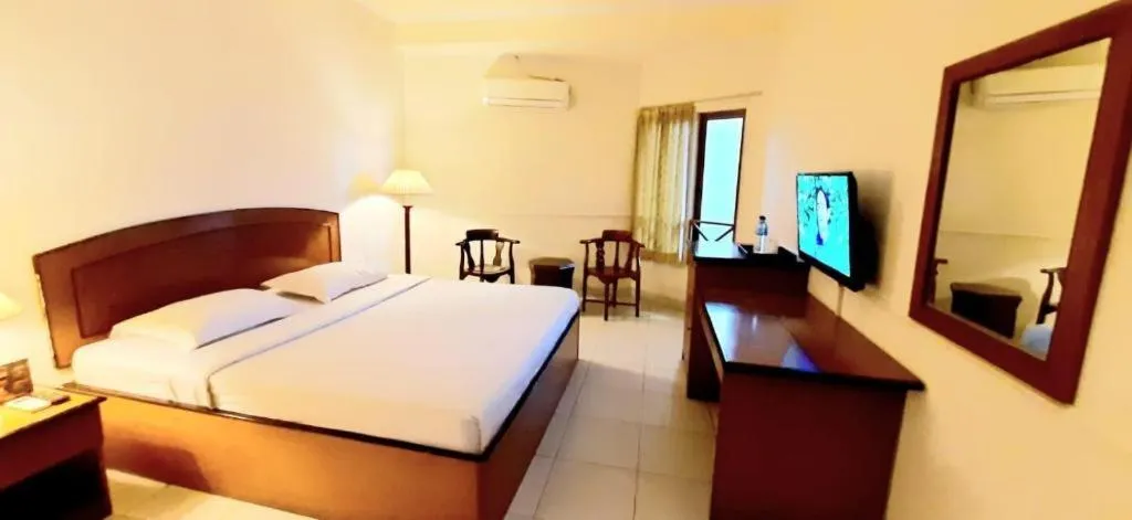 Bed in Alexander Hotel Tegal