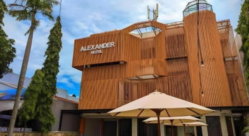 Alexander Hotel Tegal