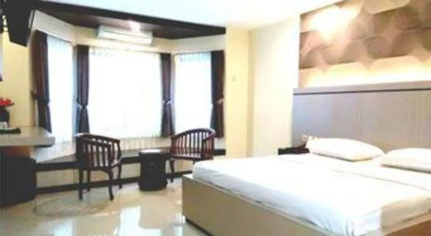 Bed in Alexander Hotel Tegal