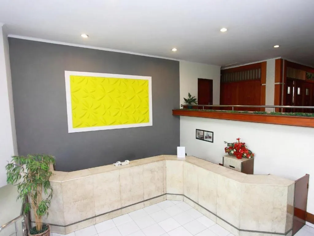 Alexander Hotel Tegal