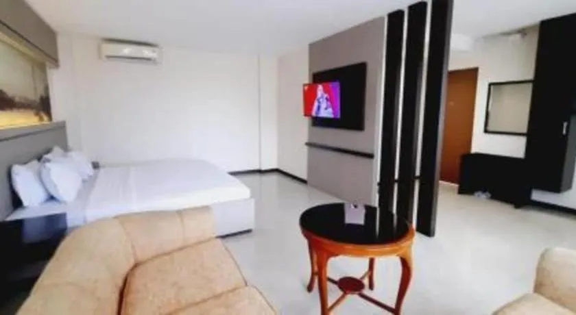 Bed in Alexander Hotel Tegal