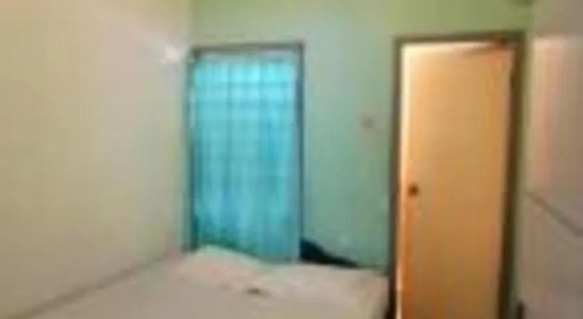 Alexander Hotel Tegal