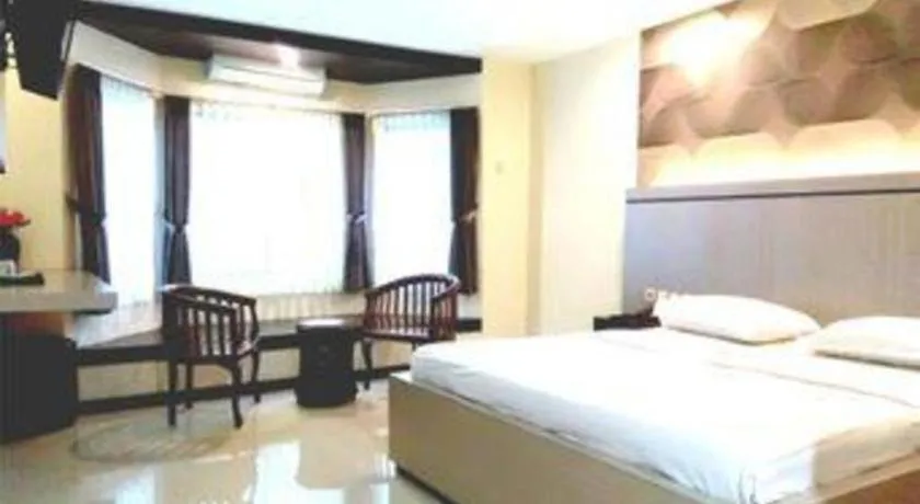 Bed in Alexander Hotel Tegal