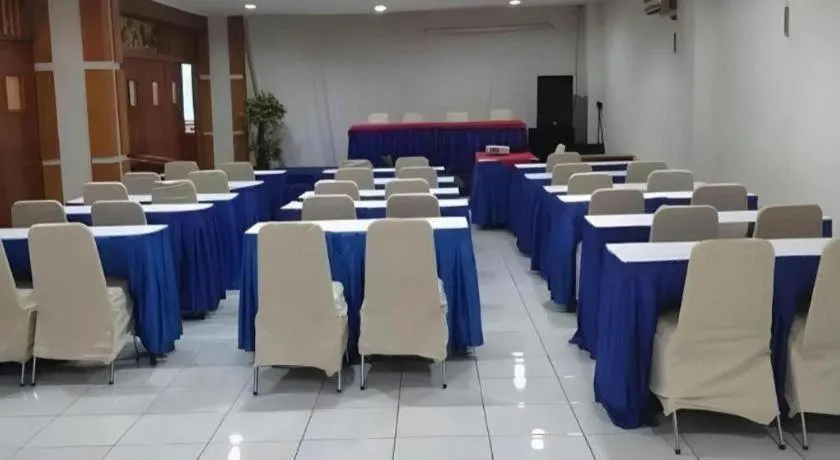 Alexander Hotel Tegal