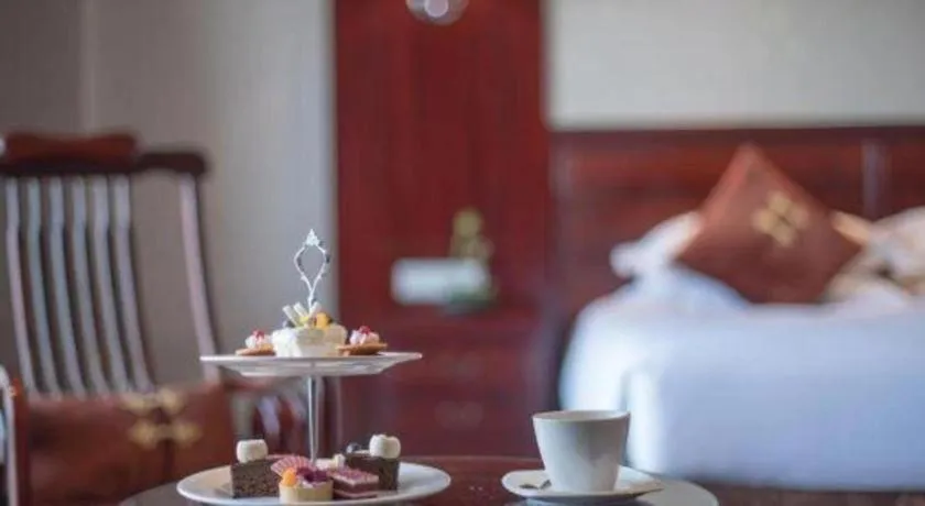 Bed in Hangzhou Blossom Water Museum Hotel