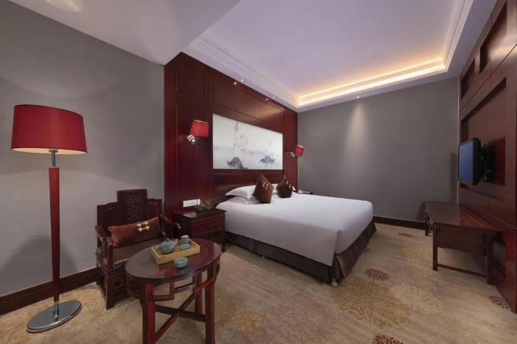 Bed in Hangzhou Blossom Water Museum Hotel