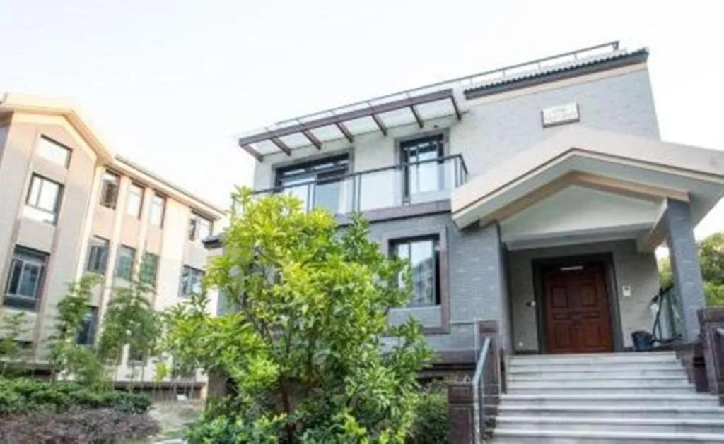 Hangzhou Blossom Water Museum Hotel