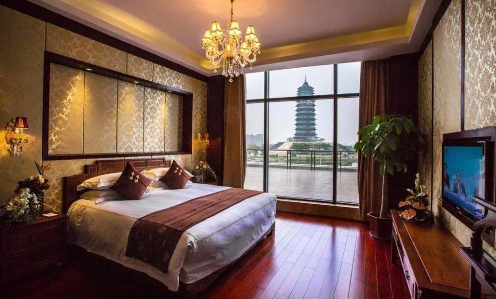 Bed in Hangzhou Blossom Water Museum Hotel