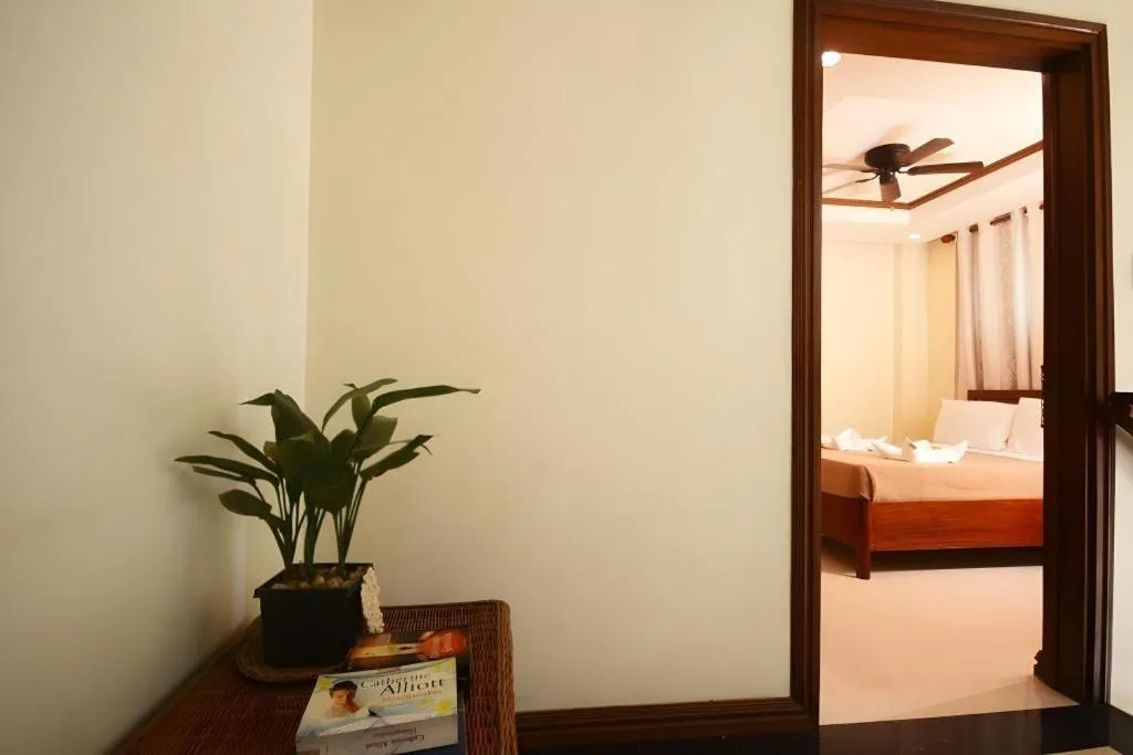 Bed in Ipil Suites El Nido