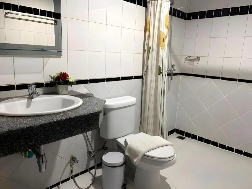 The Nice Patong Hotel