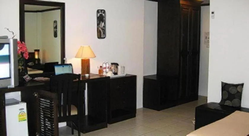 The Nice Patong Hotel