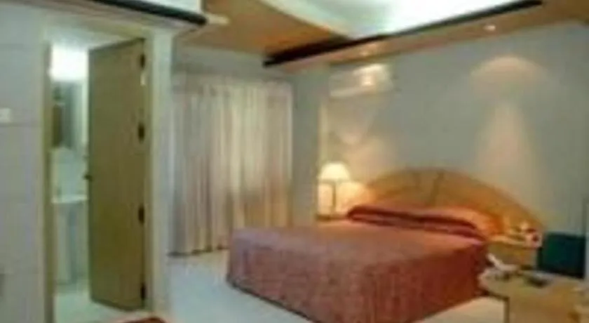 Bed in Hotel Tower Inn, Chittagong