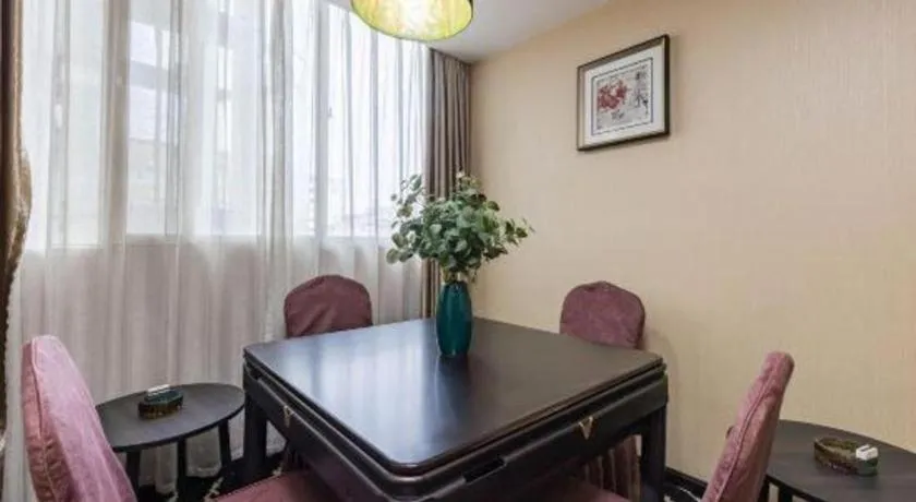 Kunming Long Way Hotel