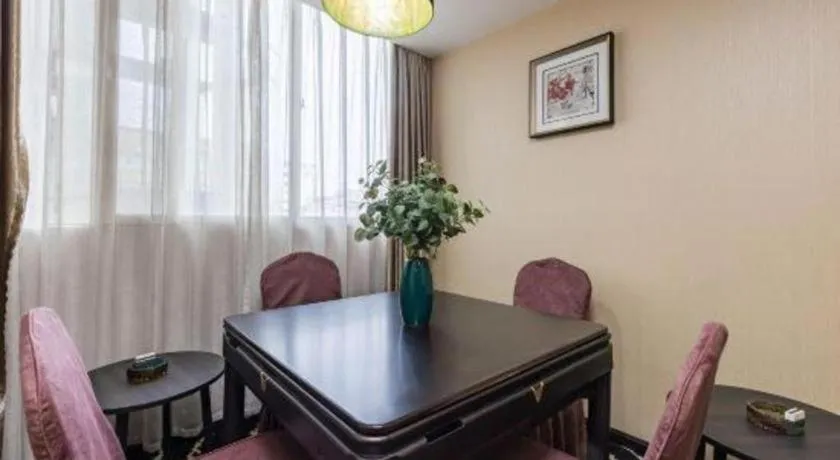 Kunming Long Way Hotel