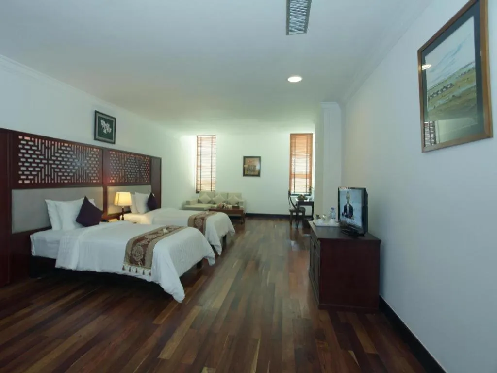 Bed in Sokhalay Angkor Residence and Spa