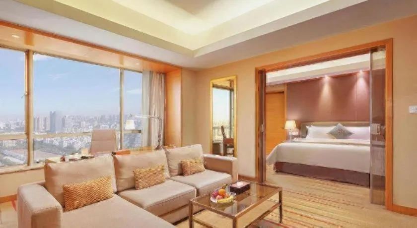 Bed in Howard Johnson by Wyndham Sunshine Plaza Ningbo